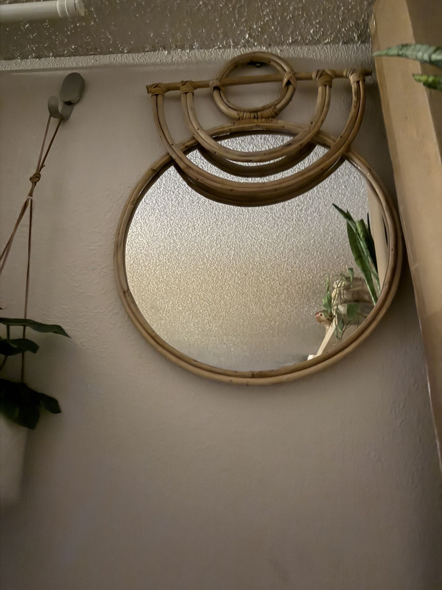 Eco vibe mirror