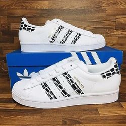 Adidas Originals Superstar Women’s White Leather Sneakers Athletic Shoes Sizes 7, 7.5 And 8