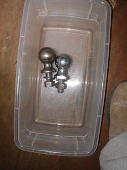 Car ball hitches