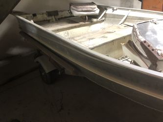 12 Foot Valco Aluminum Boat With Mercury Outboard