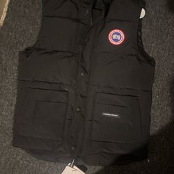 Black canada goose vest