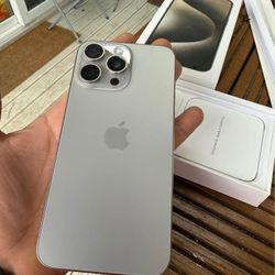 Apple  IPhone  15   Pro Max  - 256GB 