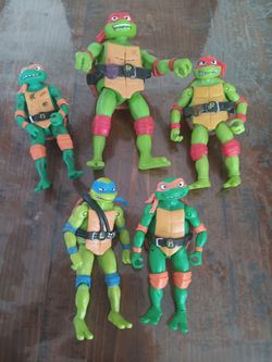 Ninja turtles figures