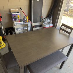 Dining Table Set