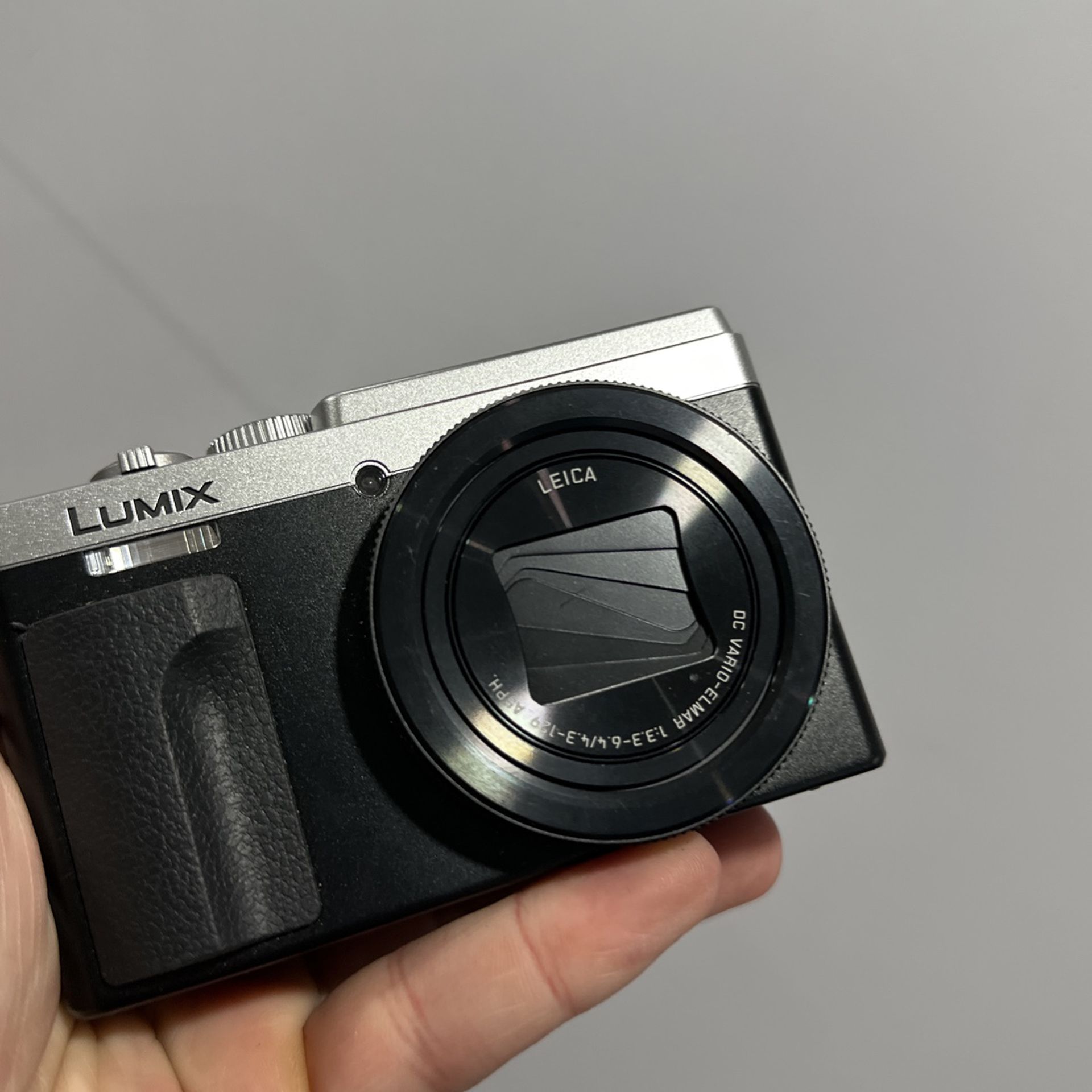 Horzel belofte Stereotype Panasonic LUMIX ZS80D 4K Digital Camera, 20.3MP 1/2.3-inch Sensor, 30X  Leica DC Vario-Elmar Lens, F3.3-6.4 Aperture, WiFi, Hybrid O.I.S.  Stabilization for Sale in Fort Lauderdale, FL - OfferUp