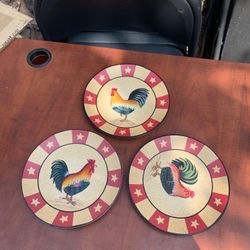 Home interiors platos de gallos