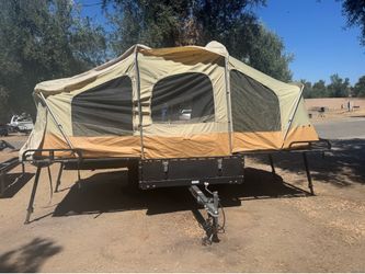 POP UP TENT
