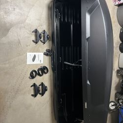 Thule Force3 Model L Car Top Carrier 