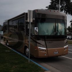 2007 Winnebago Tour 40td