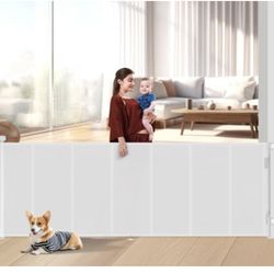 NEW 120 Inch Retractable Baby Pet Gate 41 Inches Tall New, Open Box