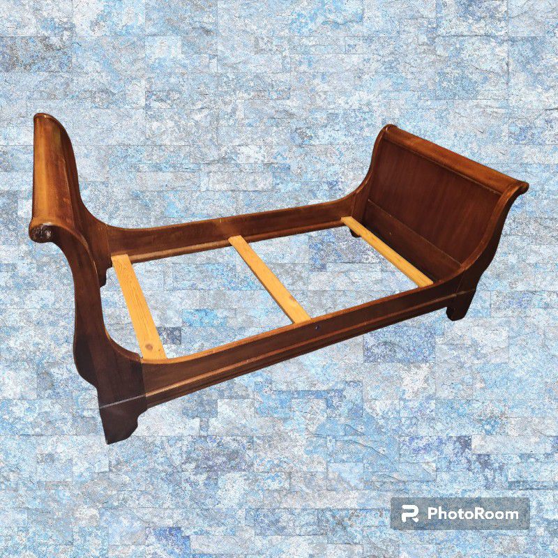 Twin Sleigh Bed Frame 