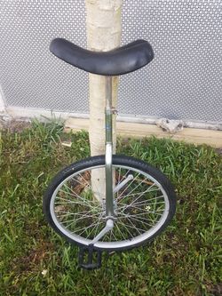 Unicycle. well maintained. black seat