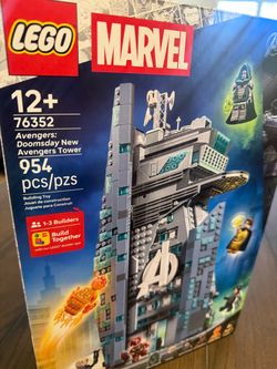 LEGO 76352 Avengers: Doomsday New Avengers Tower