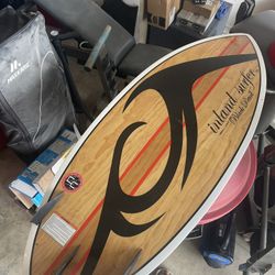 Inland Surfer. Wake Surf. Wake Skate