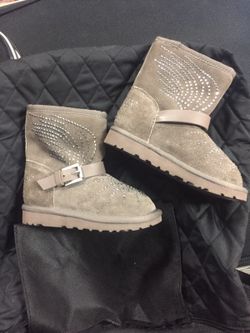 Ash kids size 9-10