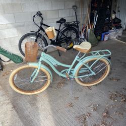 Girls Cruise Bike