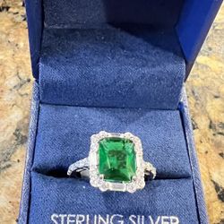 925 Silver Size 8 Ring 