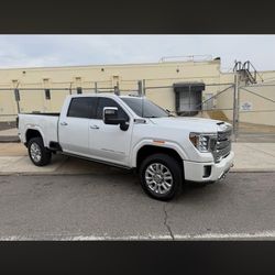 2022 GMC Sierra 2500 Denali HD