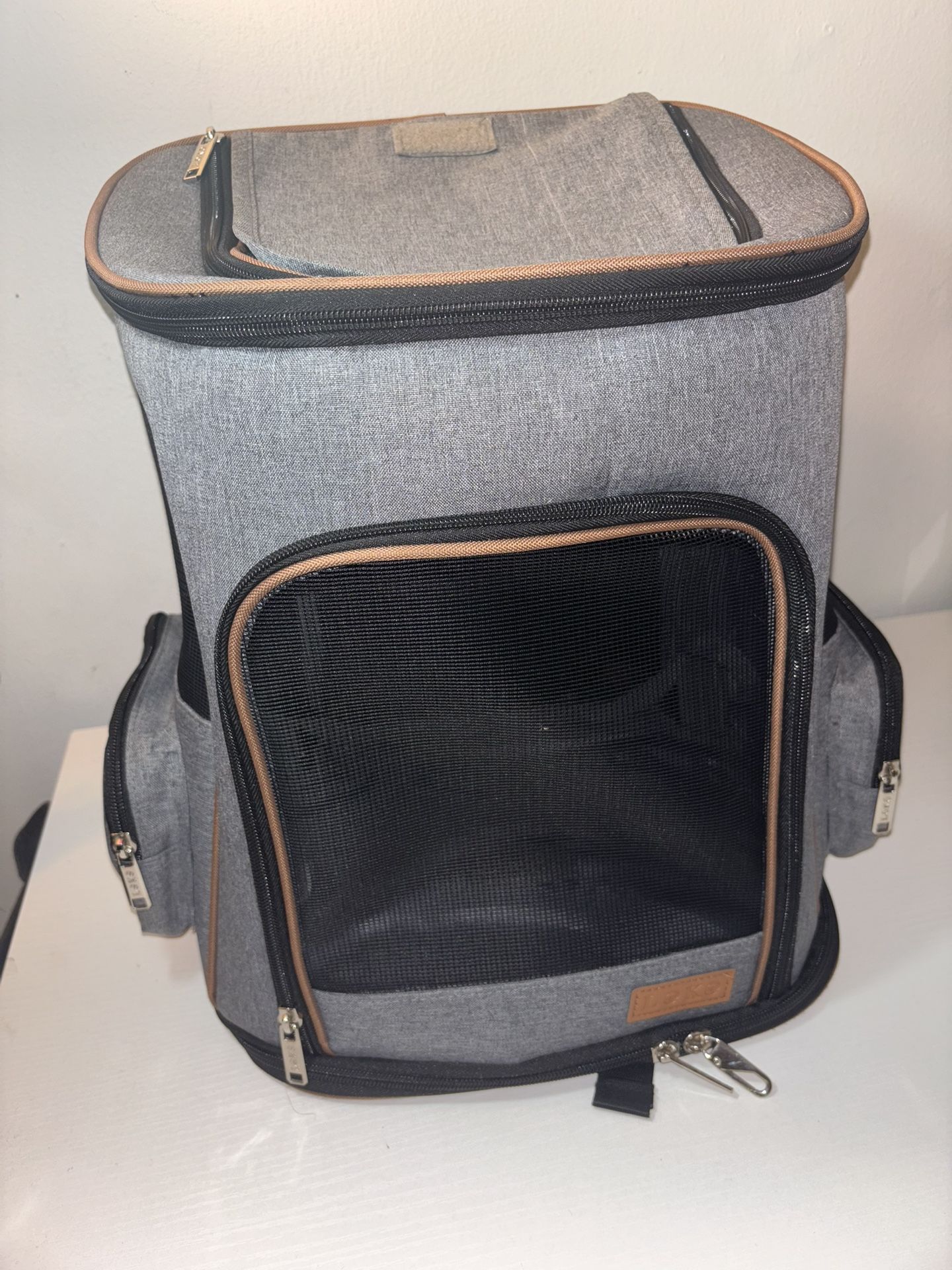 Lekesky Pet Carrier Backpack