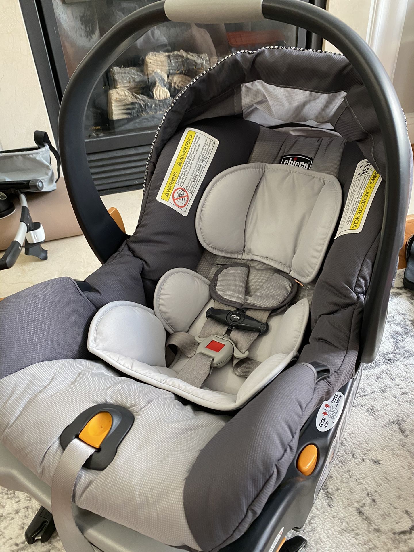 Chicco KeyFit30 Infant Car seat
