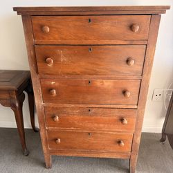 * FREE * GRATIS * (Take one or Take ALL) 2-Night stands; 2-Lamps