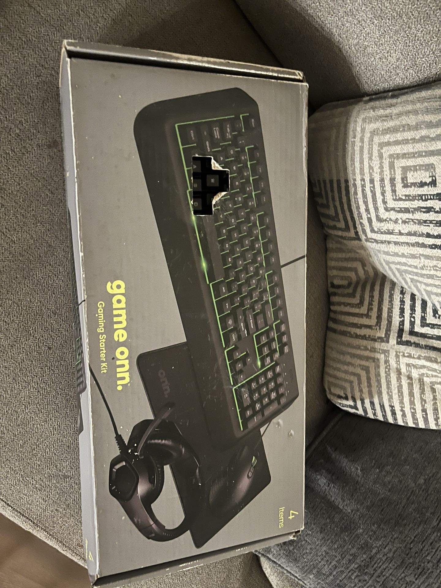 Game Onn. Gaming Starter Kit