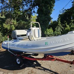 2005 Apex A11 Tender