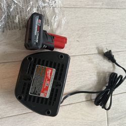 Milwaukee M12 12-Volt Lithium-Ion XC High Output 5.0 Ah Battery Pack And Charger