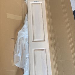 Cabinet Door Lakeville Frost bore Left