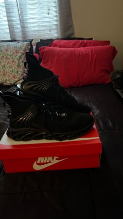 ADDIDAS   SIZE 12