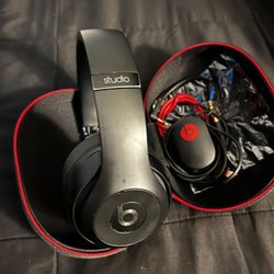 Beats Studios Pro