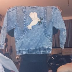 Small Size Dove Stitched Ladies Jean Jacket SUPER 👍