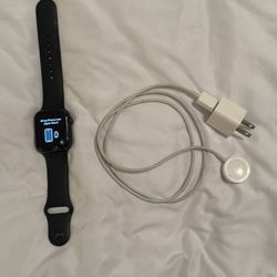 Apple Watch GPS + Cellular