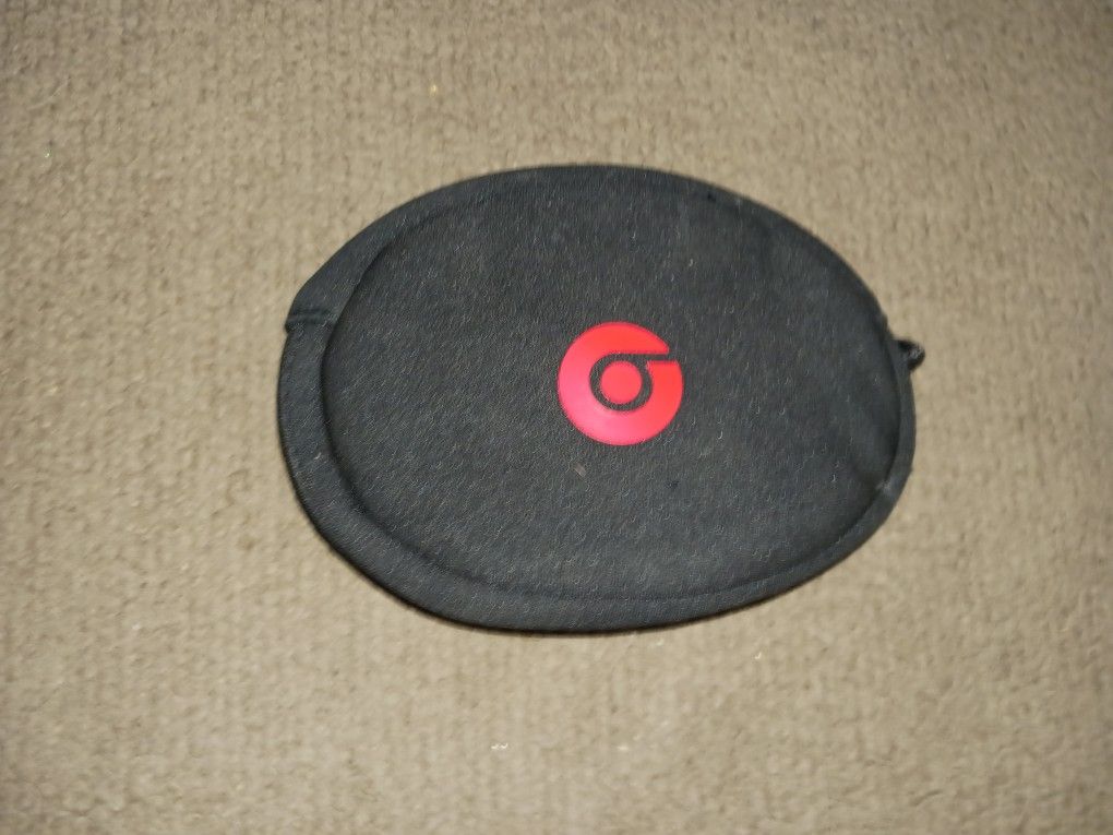 Beats Solo Case