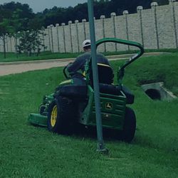 60” Zero Turn Mower John Deere  2018