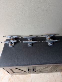 INDEPENDENT Skateboard Trucks