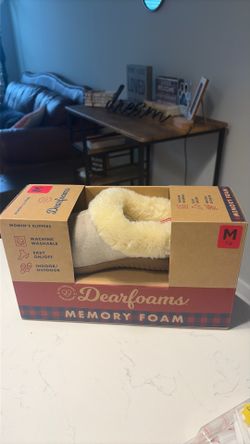 *Brand New* Never Worn Slippers