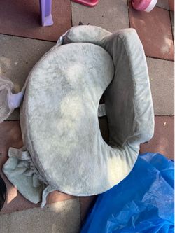 Nursing pillow