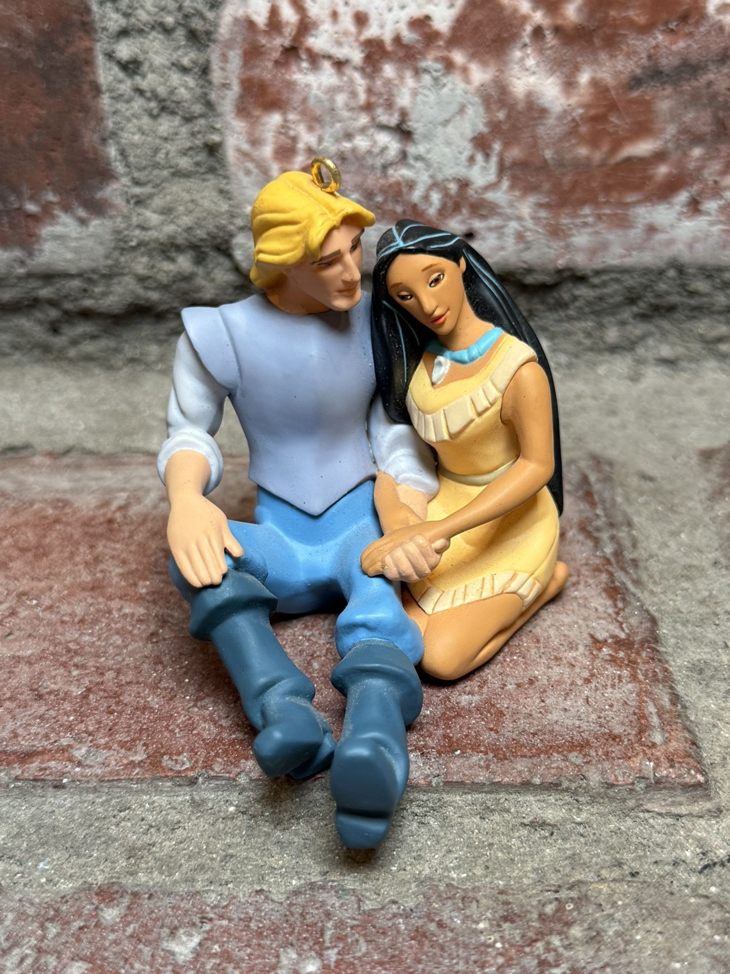 Hallmark Keepsake Ornament Disney Pocahontas and Captain John Smith