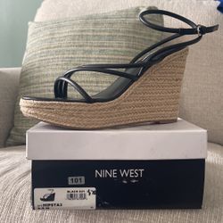 NINE WEST Women's Hipsta3 Wedge Sandal