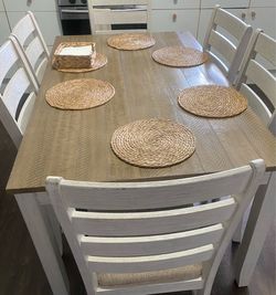 Kitchen table