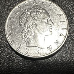 🇮🇹 1955 Italian 50 Lire — Iconic Vulcan Blacksmith Design — Early Date — Beautiful Condition