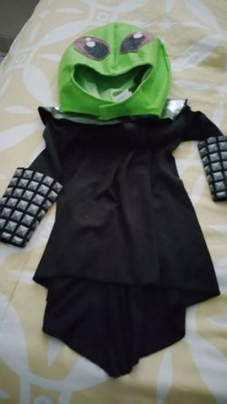 2T costume