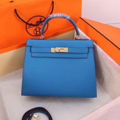 HERMES Women's Handbag