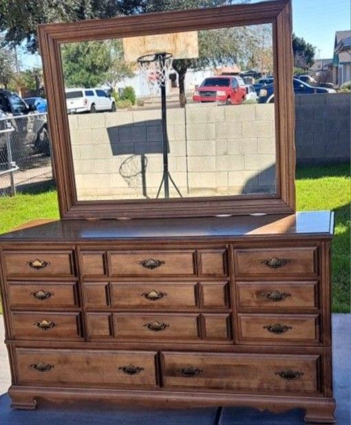Beautiful Dresser 