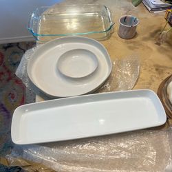 Trays (Pyrex and Ceramic)