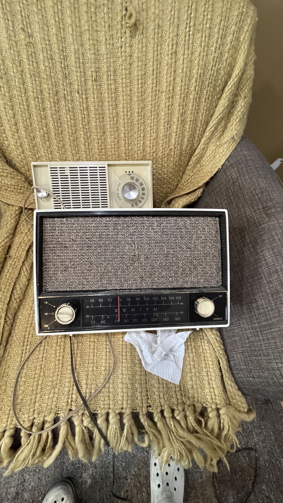 Old Radios Zenit And General Electric