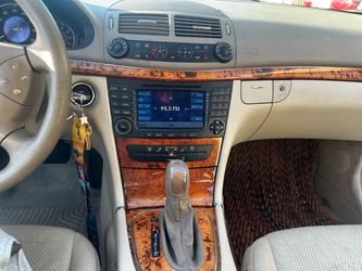 2006 Mercedes-Benz E-Class