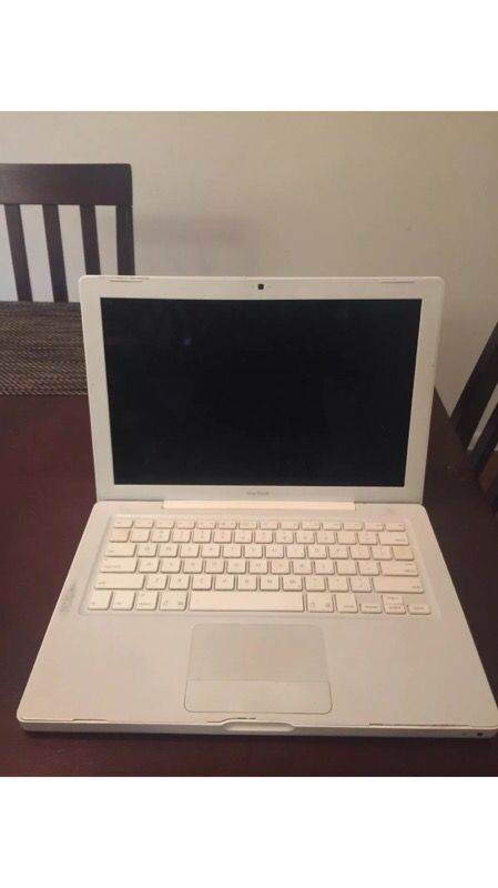 Apple Macbook A1181 Core 2 Duo 2 GHz 120 GB HDD 1.5GB MEM NO Battery 2006 AS IS