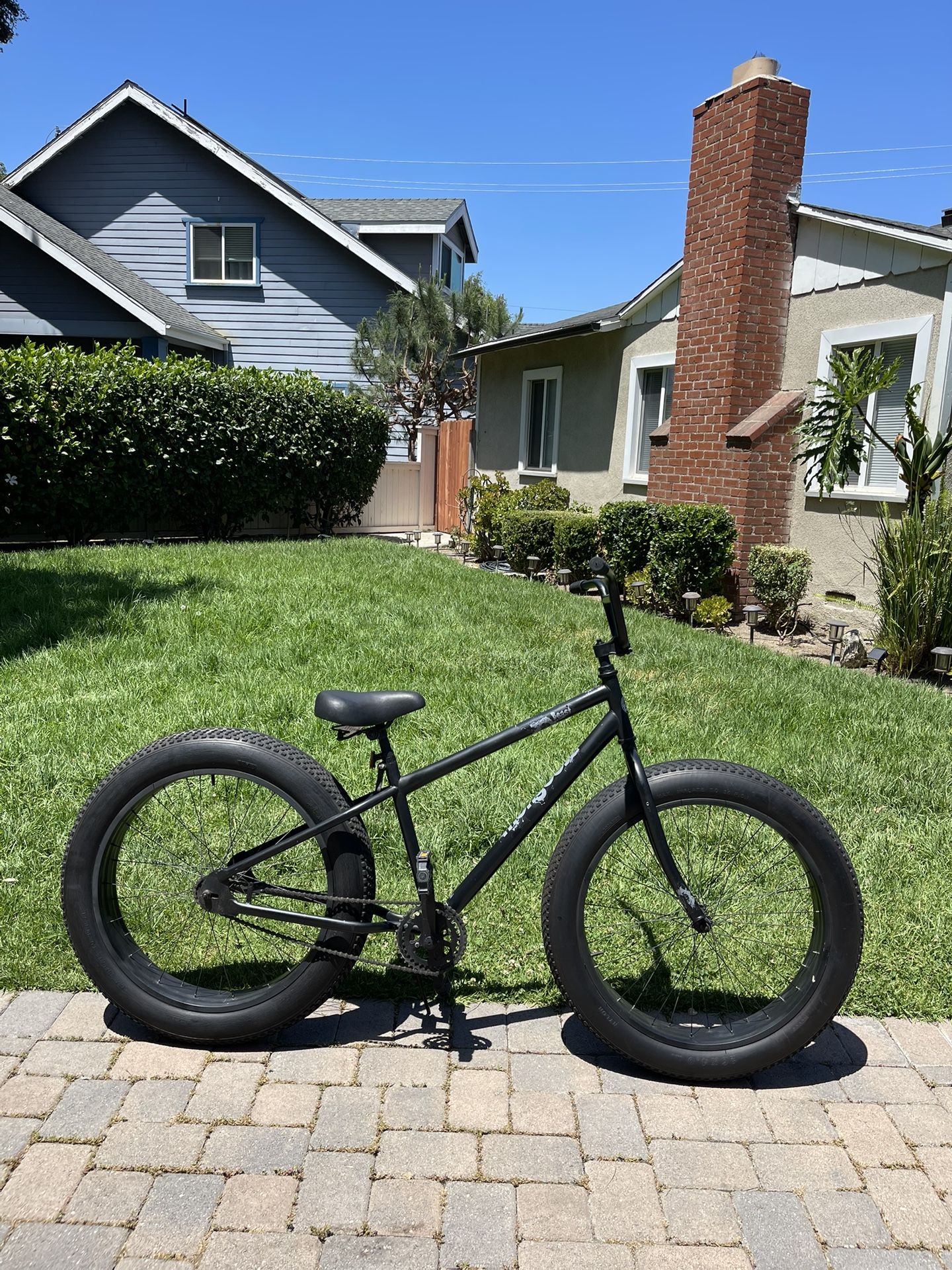 26” Mongoose beast fat tire bike